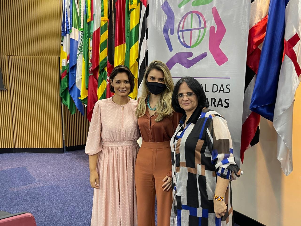 Em evento com Michelle Bolsonaro, Juliana Cunha Lima é convidada para representar as primeiras-damas de todos os municípios brasileiros