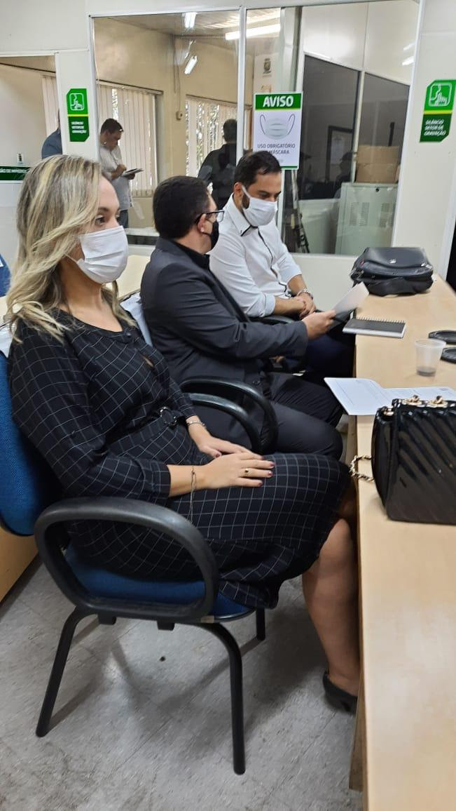 Presidente da AMDE acompanha aprovação, pela Câmara, de  projeto que autoriza doação de terreno para implantação de montadora