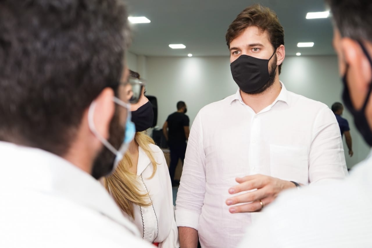 Bruno anuncia para esta quarta pagamento dos salários dos servidores municipais de Campina Grande