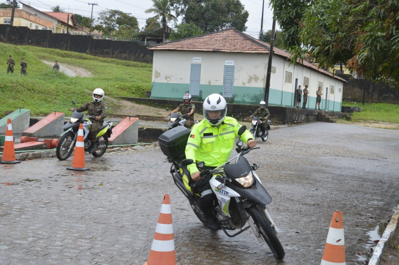 Agentes da STTP são capacitados no projeto “Piloto Legal” de motocicletas