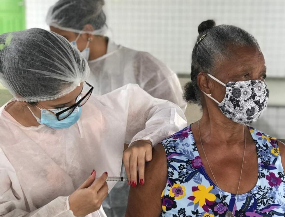 Saiba quais são os 80 postos de vacinação, definidos pela Prefeitura de Campina, para o atendimento ao público de 70 a 74 anos de idade, nesta segunda-feira