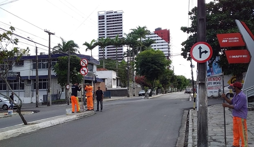 Desde o início do ano, cerca de 80 ruas já receberam melhorias na sinalização