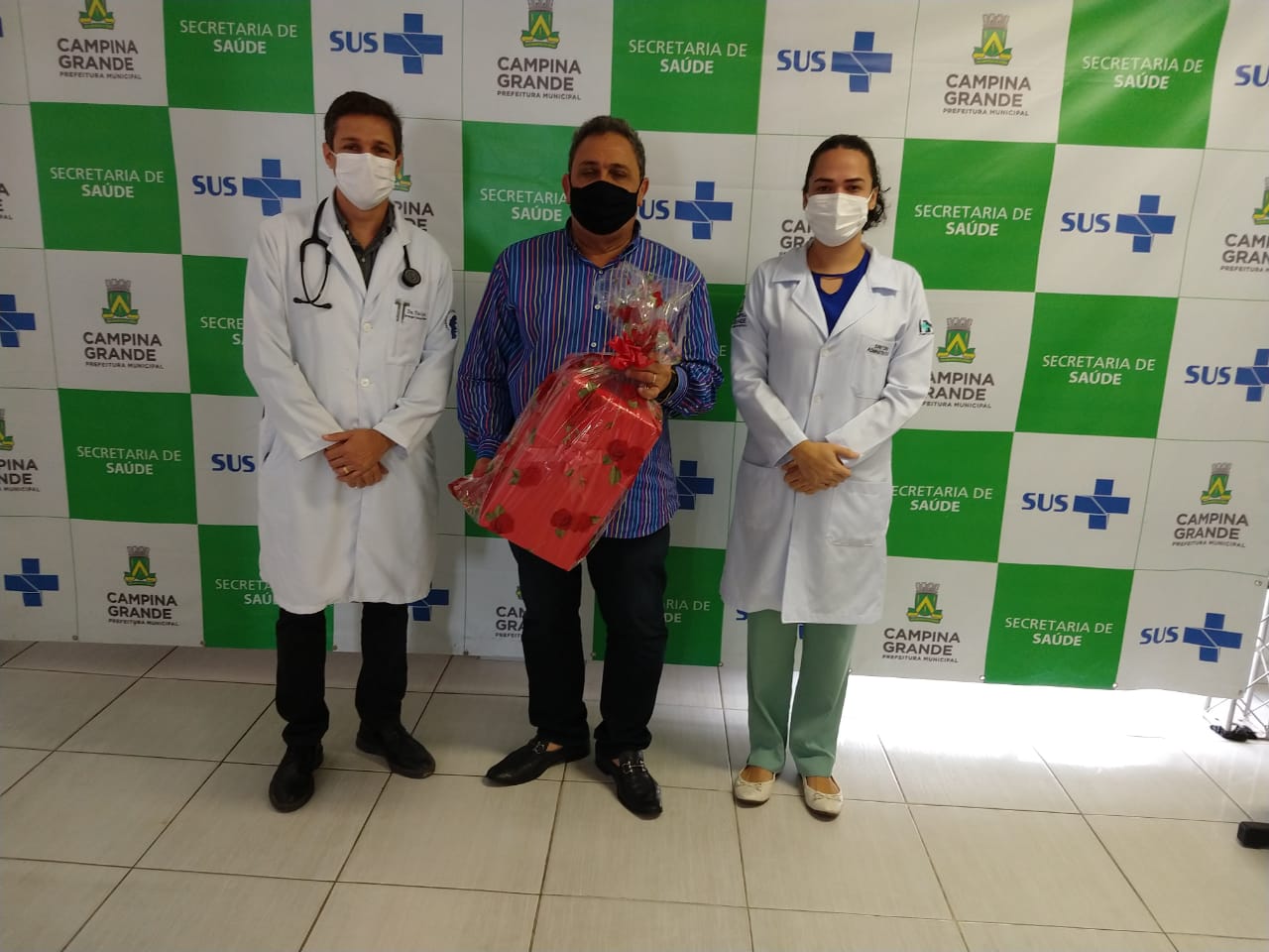 Hospital Pedro I recebe da Fundação de Olhos equipamentos que auxiliam no tratamento da Covid-19