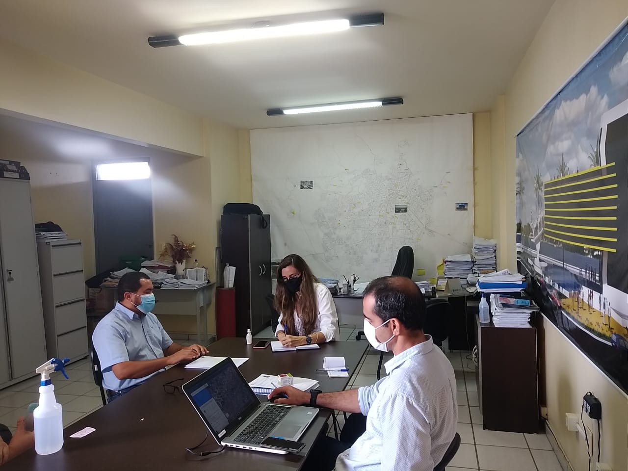 Secretária de Obras se reúne com vereador líder do governo para discutir demandas para Campina Grande
