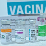 vacinas-frascos