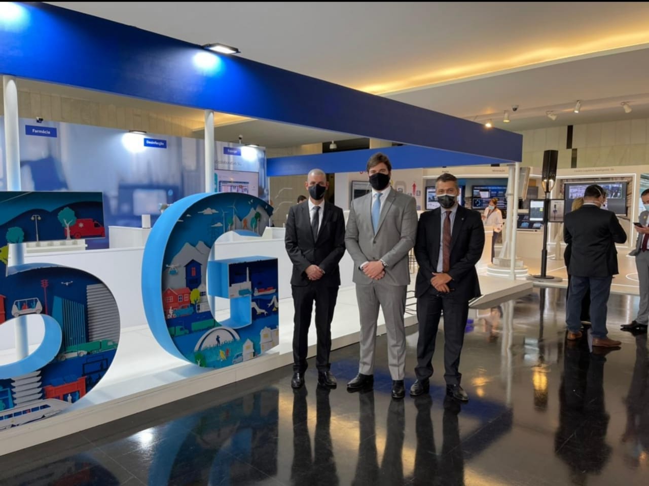 TECNOLOGIA: Bruno prestigia exposição em Brasília e garante que Campina Grande será a primeira cidade brasileira a receber tecnologia 5G