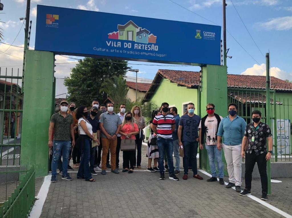 Vila do Artesão recebe visita da Caravana Roteiros Integrados