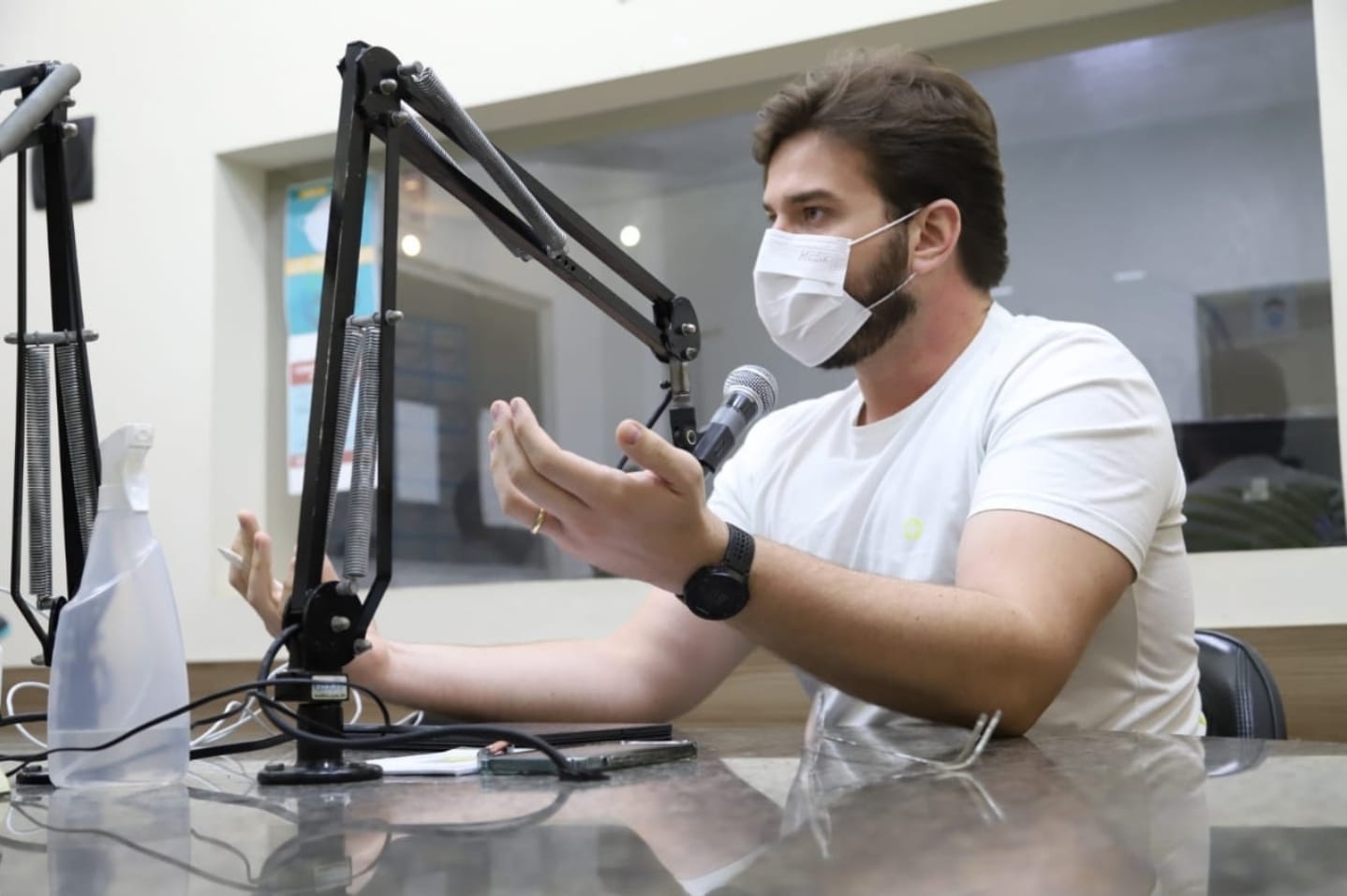 CAMPINA NA ESCOLA: Bruno pretende antecipar a implantação do modelo híbrido nas escolas municipais e anuncia equipamentos e ferramentas tecnológicos para professores e estudantes