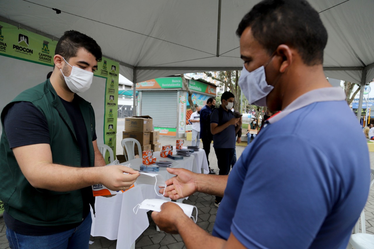 Prefeitura de Campina Grande distribui 20 mil máscaras durante campanha do Procon Municipal