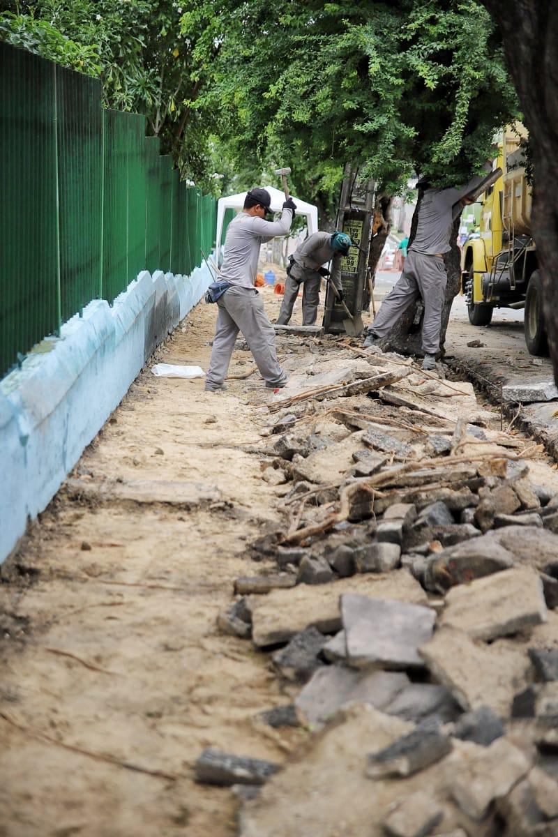 INFRAESTRUTURA URBANA: Prefeitura inicia obras de requalificação de calçadas em Campina Grande