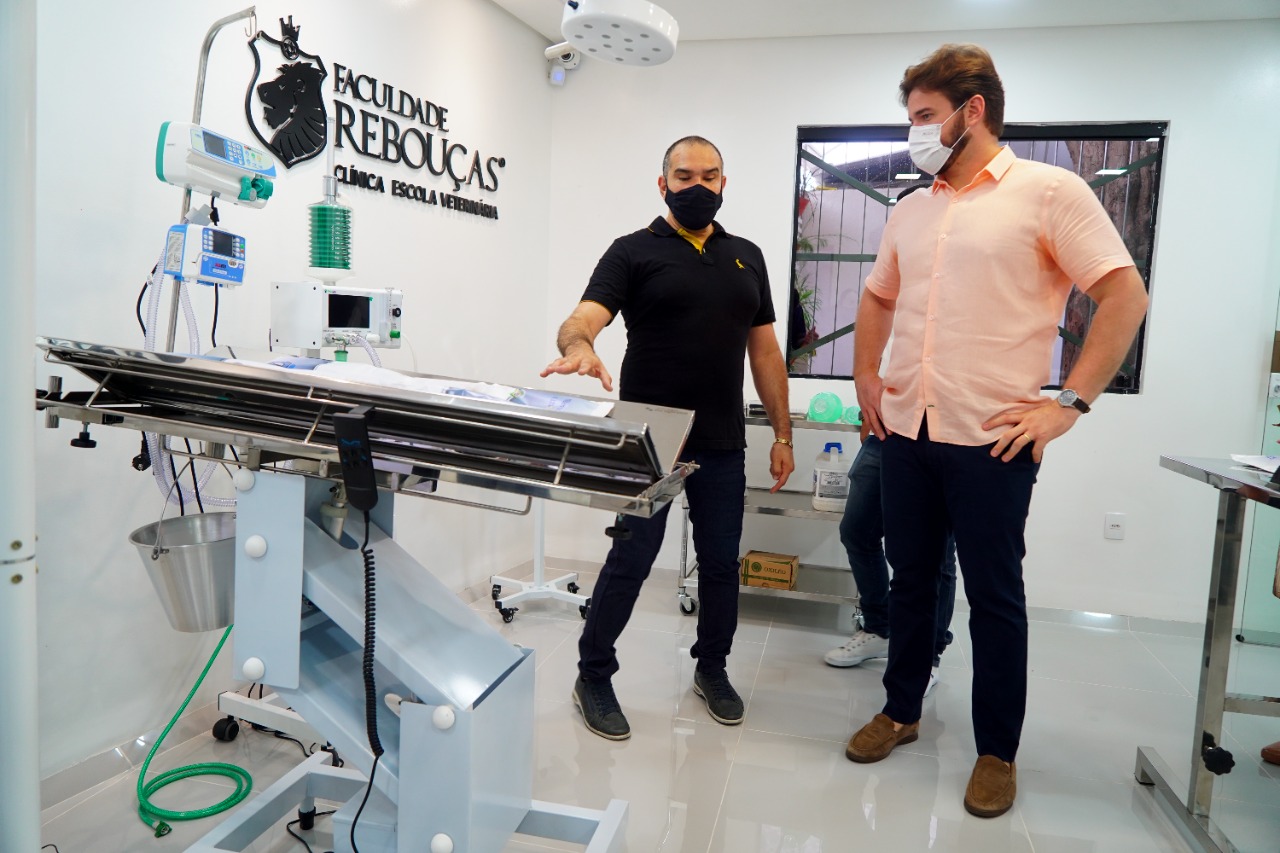 GESTÃO PÚBLICA: Bruno visita Centro Médico Veterinário Rebouças e propõe parcerias em programas estratégicos da Prefeitura de Campina Grande