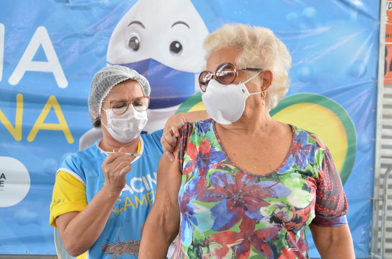 COVID-19: Secretaria de Saúde de Campina Grande inicia hoje aplicação da terceira dose em idosos acima de 80 anos