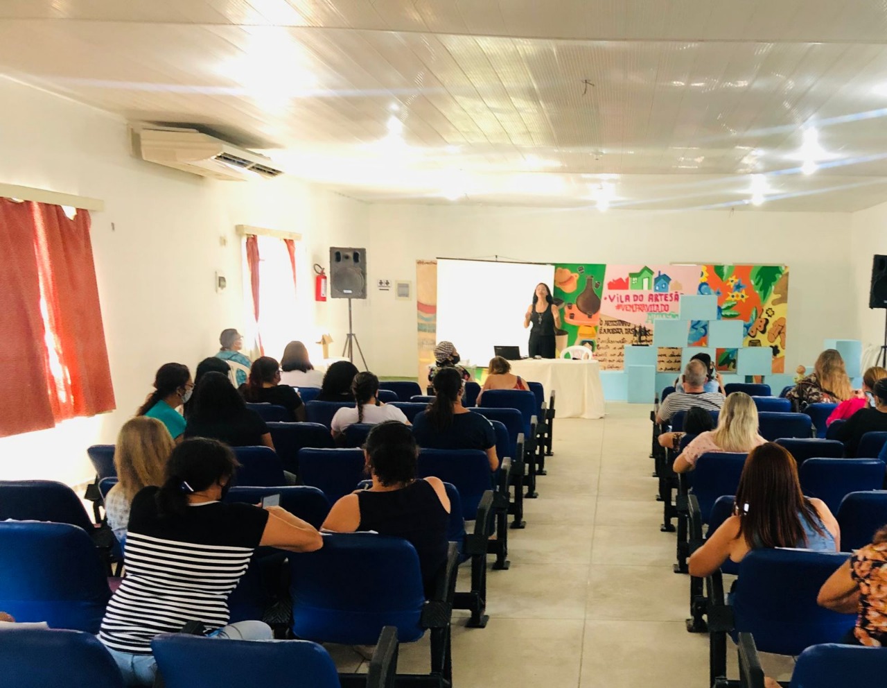 AMDE encerra cursos de capacitação e certifica mais de 180 pessoas
