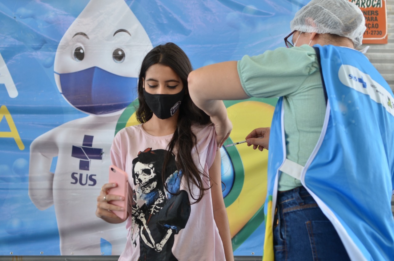 Covid-19: Campina Grande inicia, nesta quarta-feira, vacinação dos adolescentes de 14 anos