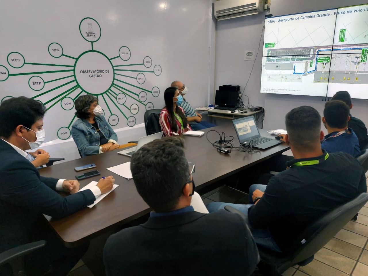 Seplan conhece projeto de melhoria do Aeroporto João Suassuna e coloca equipe técnica à disposição