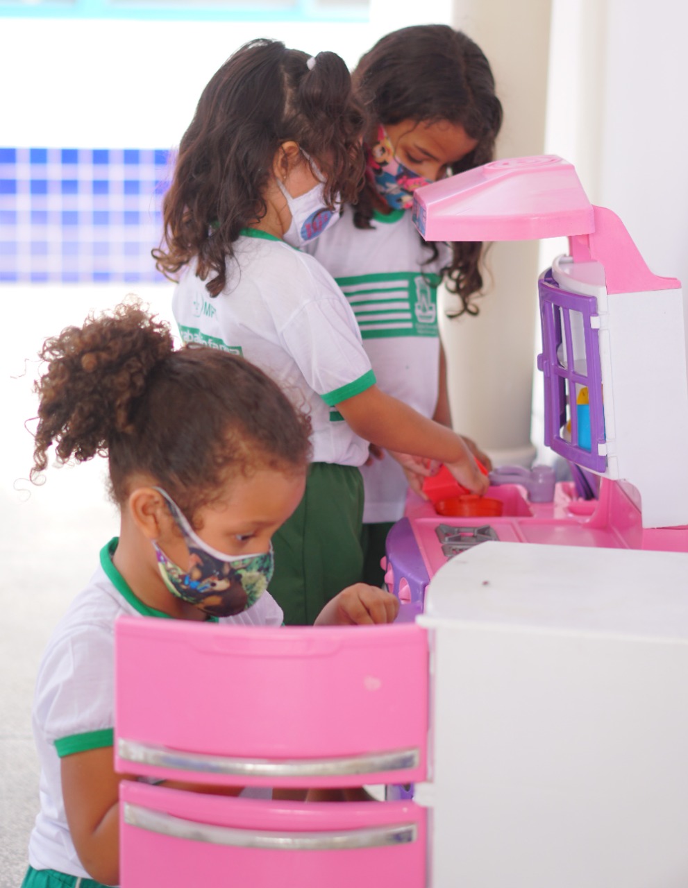 Aprendendo nas Férias: Crianças do ensino infantil da rede municipal recebem acompanhamento remoto durante as férias de janeiro