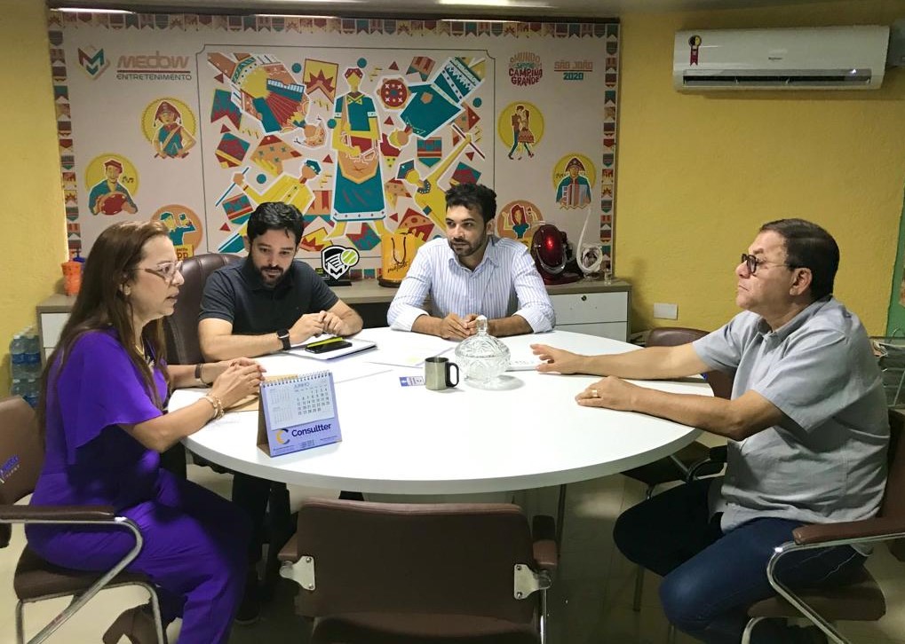 Prefeitura de Campina Grande e Medow se reúnem para dialogar sobre o projeto cultural para O Maior São João do Mundo