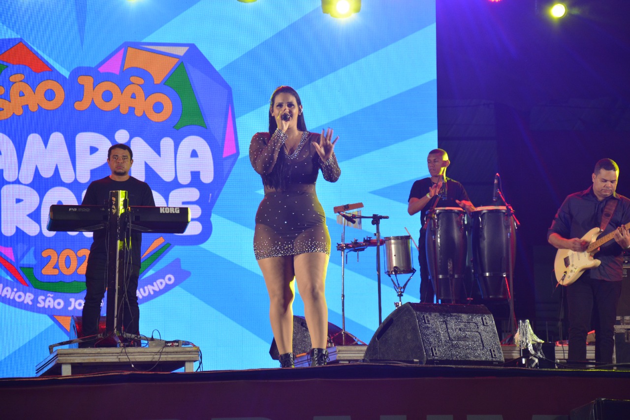 Banda Palov abre o segundo dia do Maior São João do Mundo