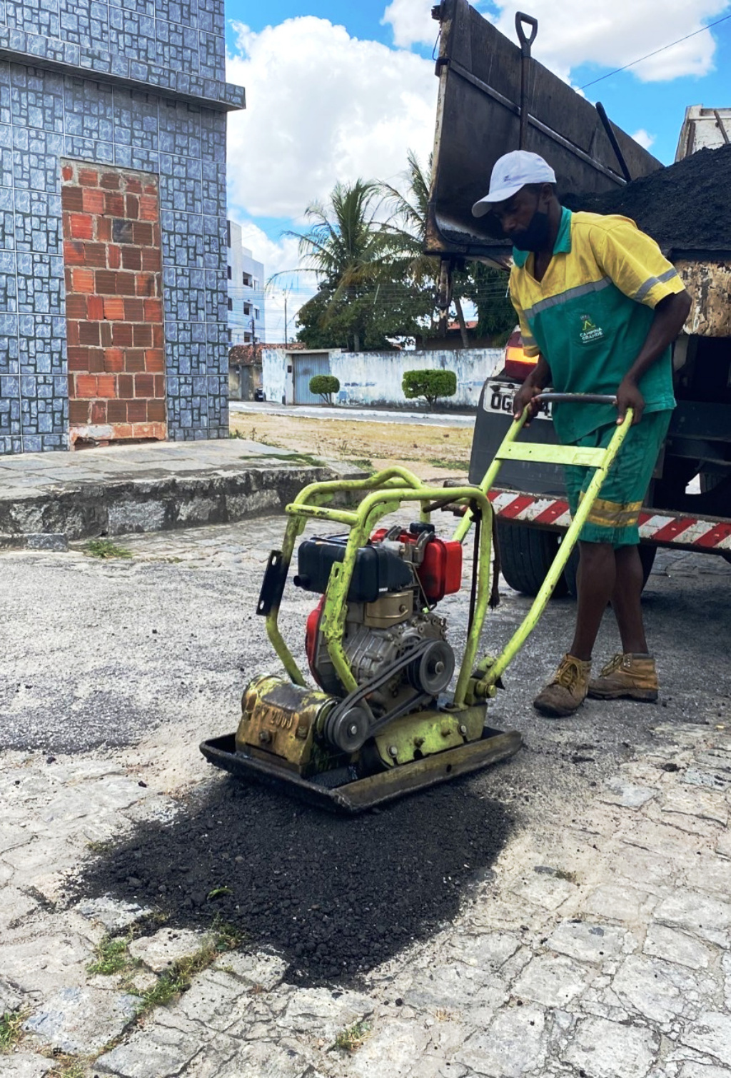 Prefeitura de Campina Grande intensifica recuperação da malha viária e de estradas vicinais afetadas pelas chuvas