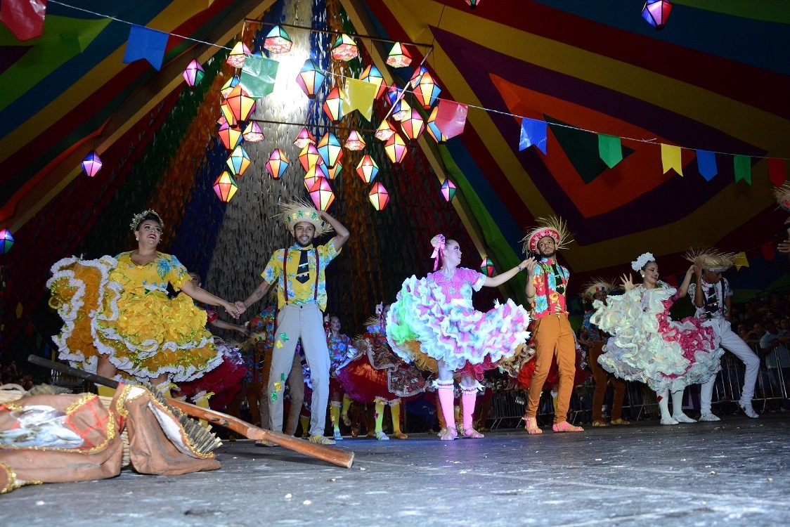 Maior São João do Mundo: Festival Campinense de Quadrilhas Juninas marca retorno de quadrilheiros à Pirâmide do Parque do Povo