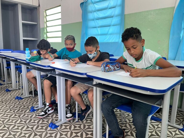 Aulas de reforço iniciam para mais de 7 mil estudantes de escolas municipais de Campina Grande