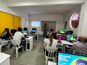 Prefeitura de Campina Grande realiza semana pedagógica com equipe de facilitadores das Lan Houses Sociais