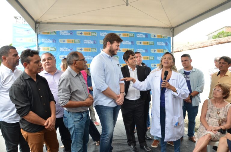 Prefeitura entrega reforma da UBS Jocel Fechine e obras de pavimentação de ruas, nos Cuités