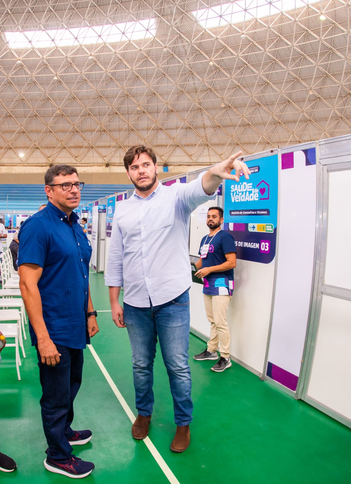 Referência estadual: Mutirão de Saúde de Campina Grande recebe visita do prefeito de Cabedelo