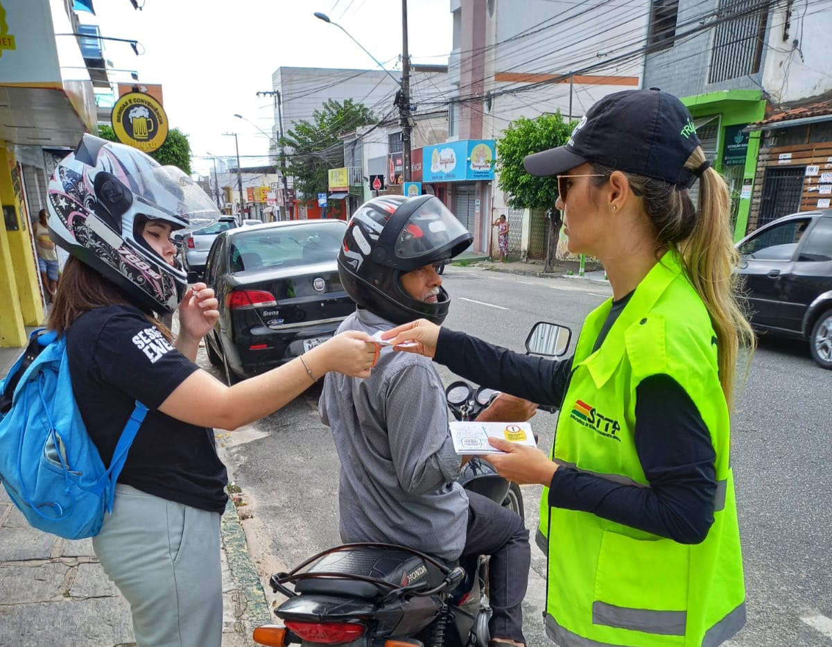 STTP realiza campanha informativa sobre mudanças no trânsito em trecho da rua Getúlio Cavalcante, na Liberdade