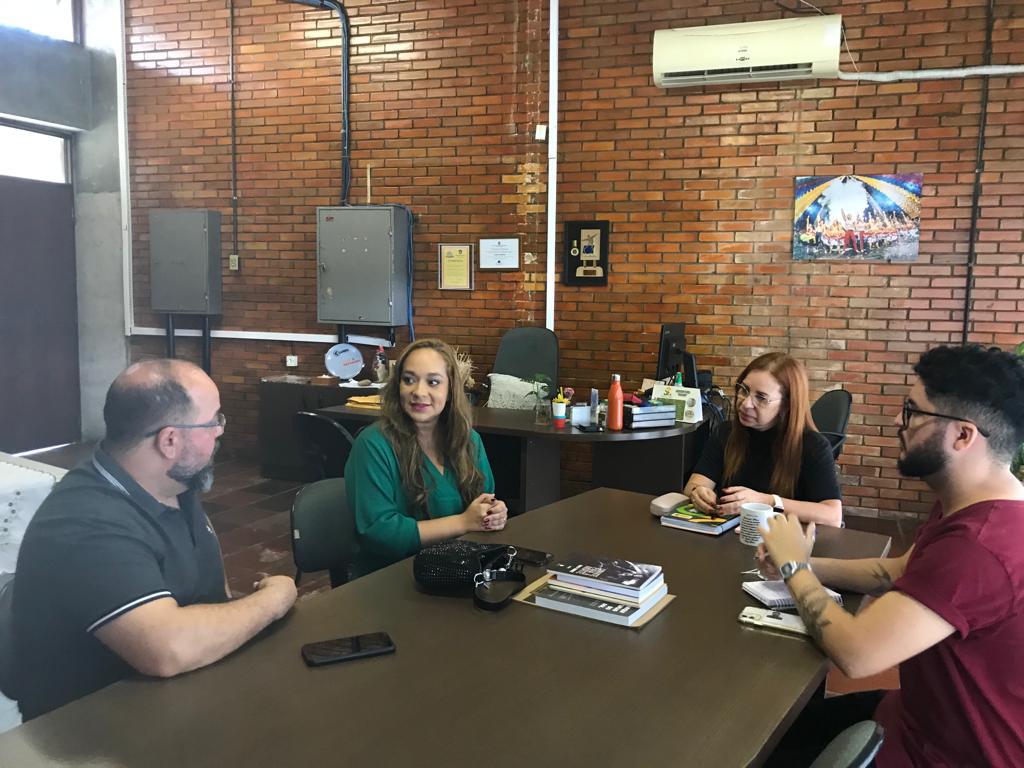 Secretaria de Cultura provoca Economia Criativa com espetáculos nacionais para o Teatro Municipal