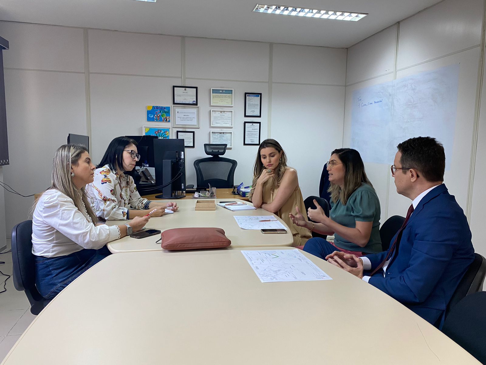 Prefeitura de Campina Grande se reúne com Ministério Público para tratar sobre acessibilidade n’O Maior São João do Mundo