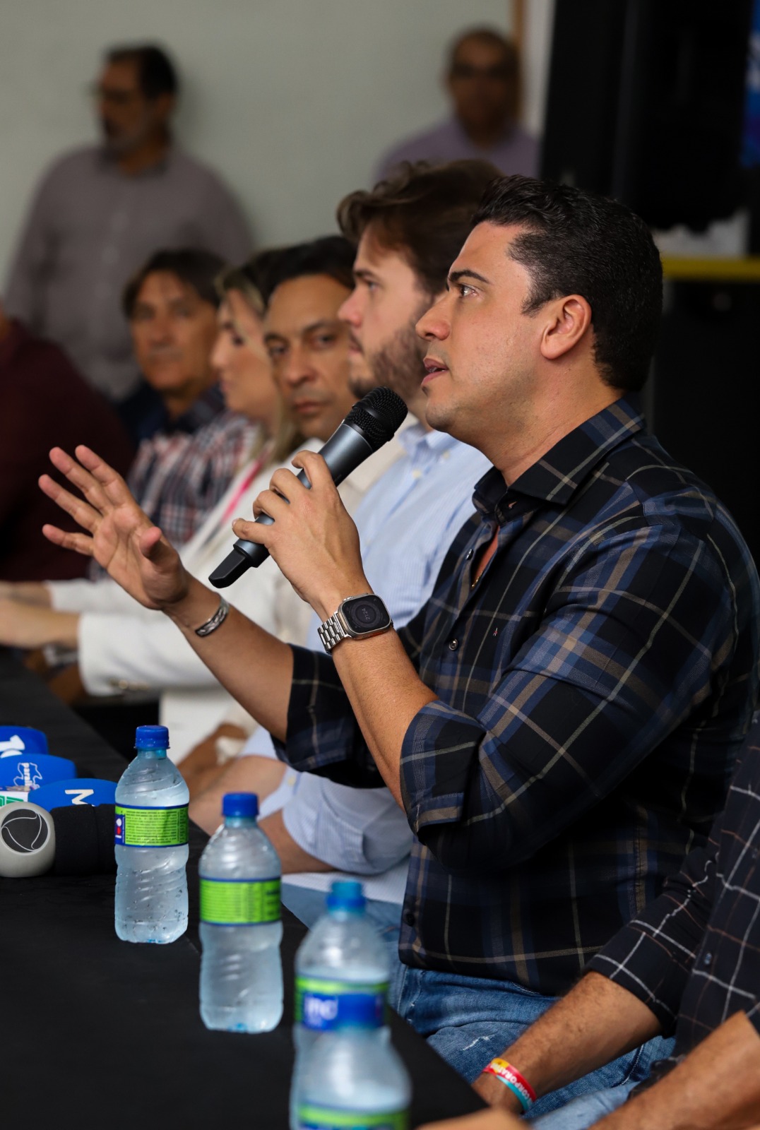 Durante coletiva, prefeitos revelam propostas de fortalecimento nas festas de São João de Campina Grande e Caruaru