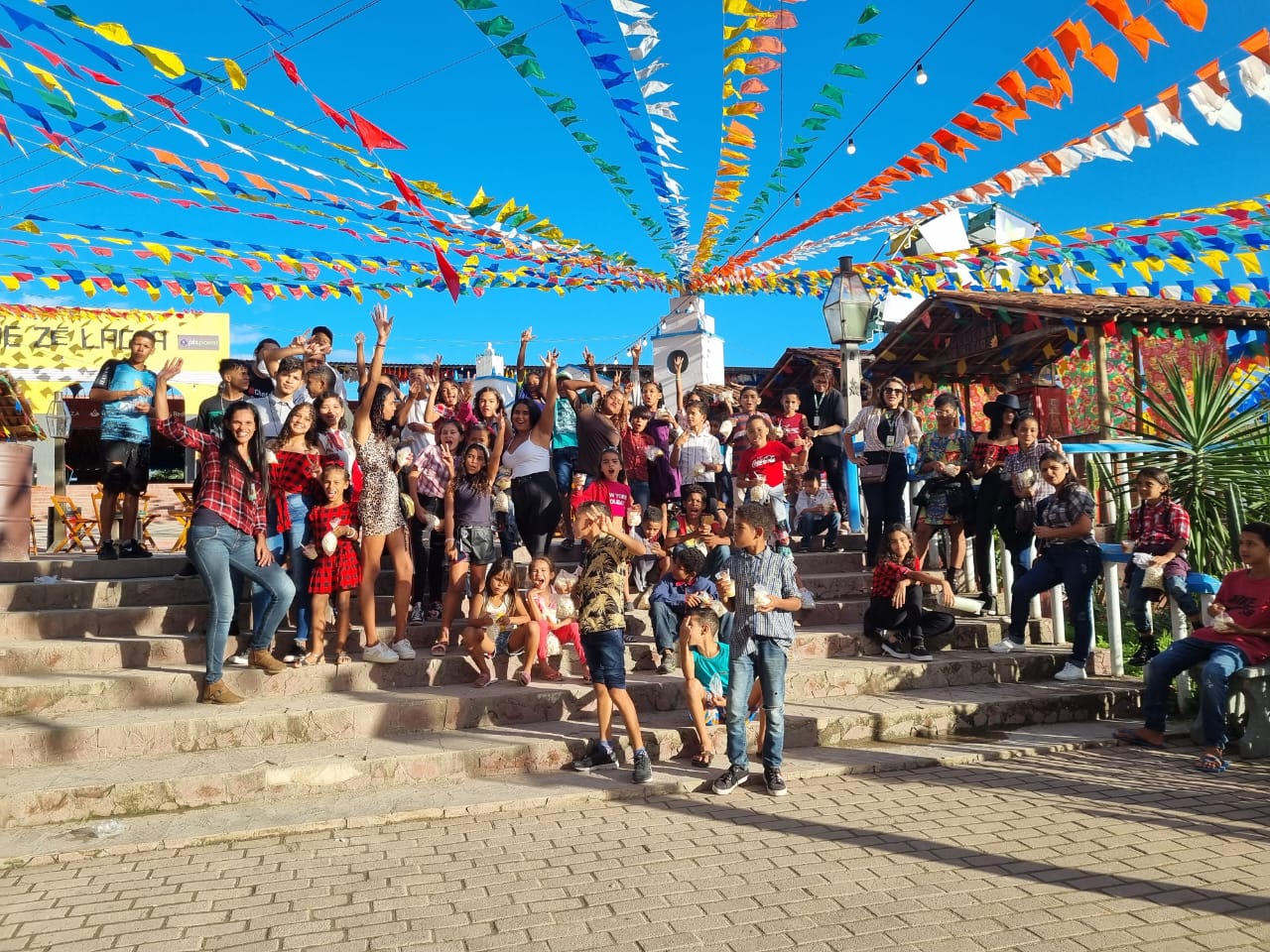 FESTAS JUNINAS: Prefeitura realiza confraternizações com usuários atendidos pelos serviços da Semas