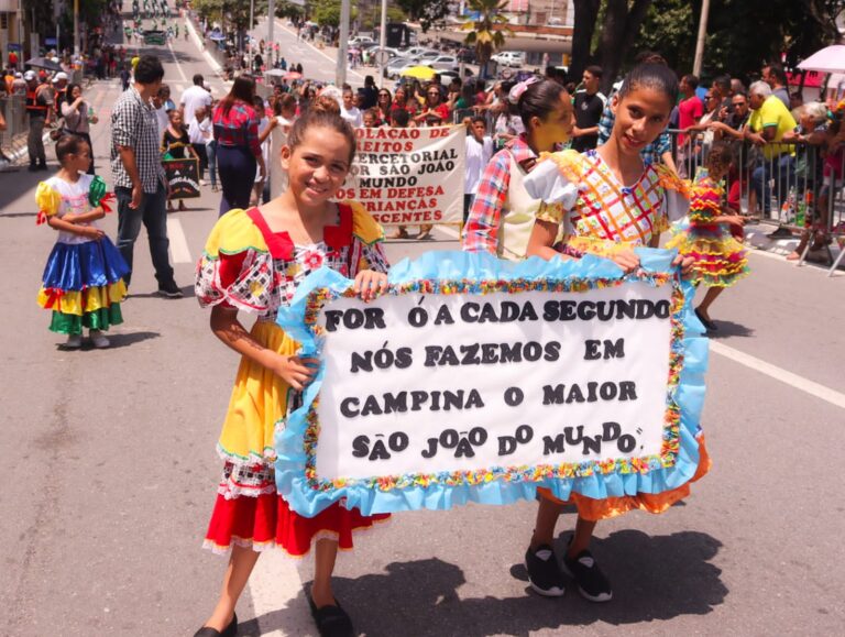 SETE DE SETEMBRO: Crianças e Adolescentes do SCFV da Prefeitura de Campina Grande participam do desfile cívico do Dia da Independência