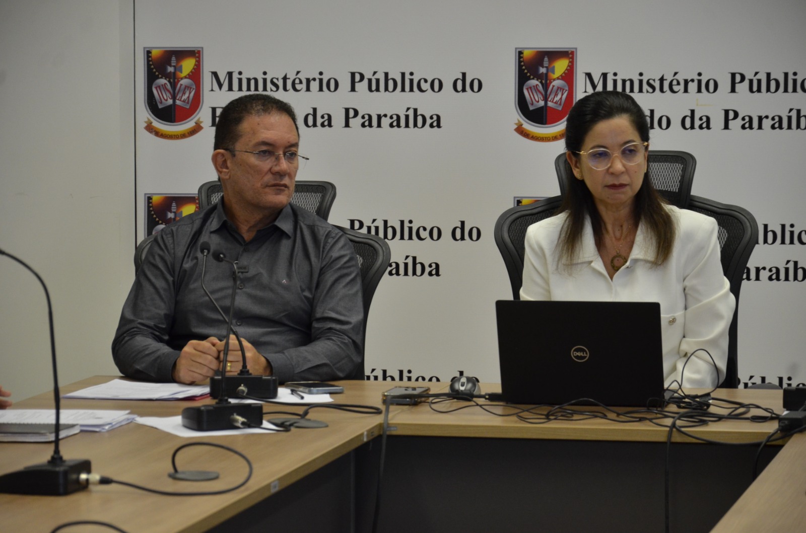 Prefeitura de Campina Grande busca em audiência no MP garantir tratamento oncológico para pacientes de outros municípios