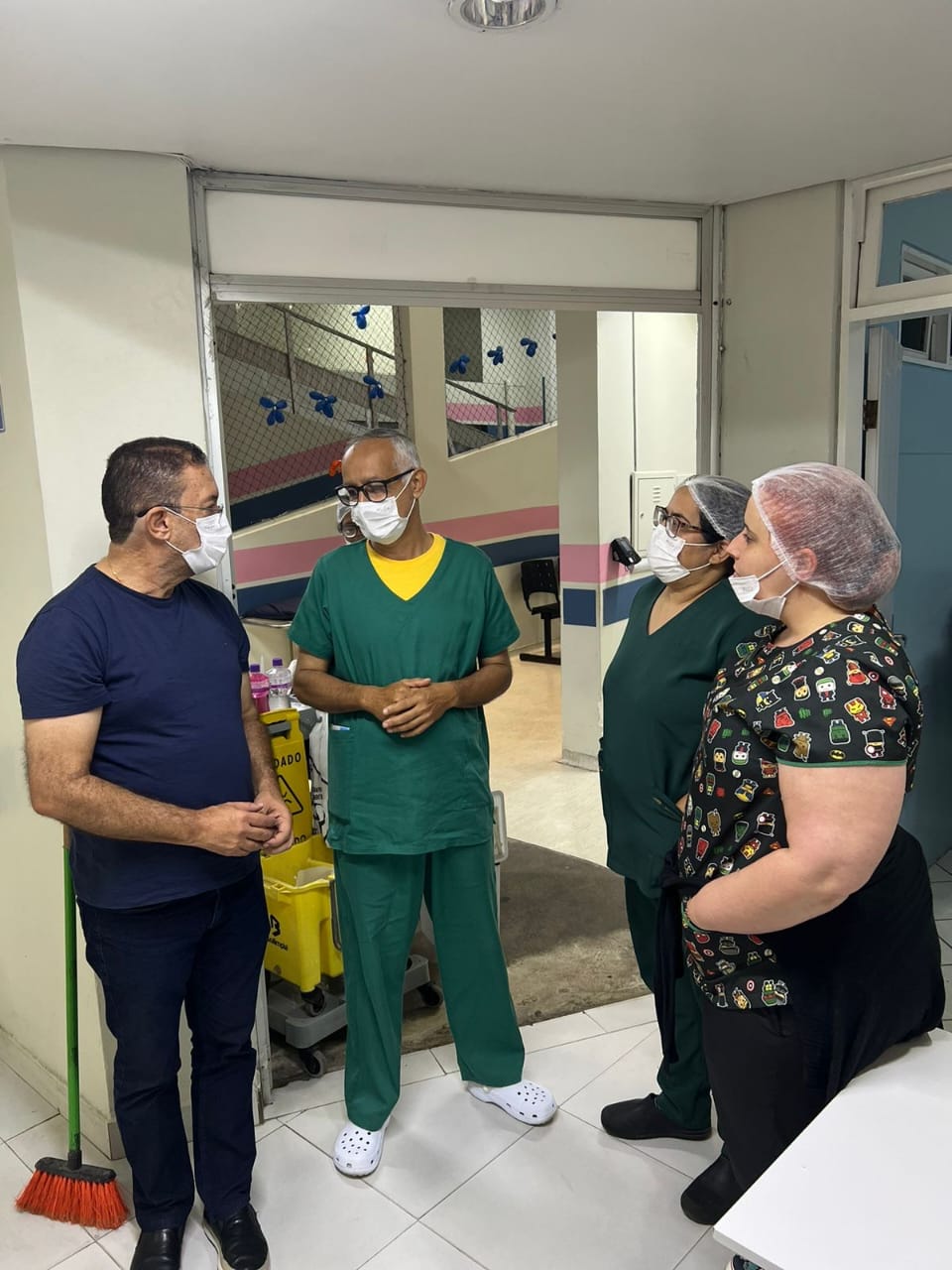Secretário de Saúde realiza visitas durante o feriadão para acompanhar serviços em Campina Grande