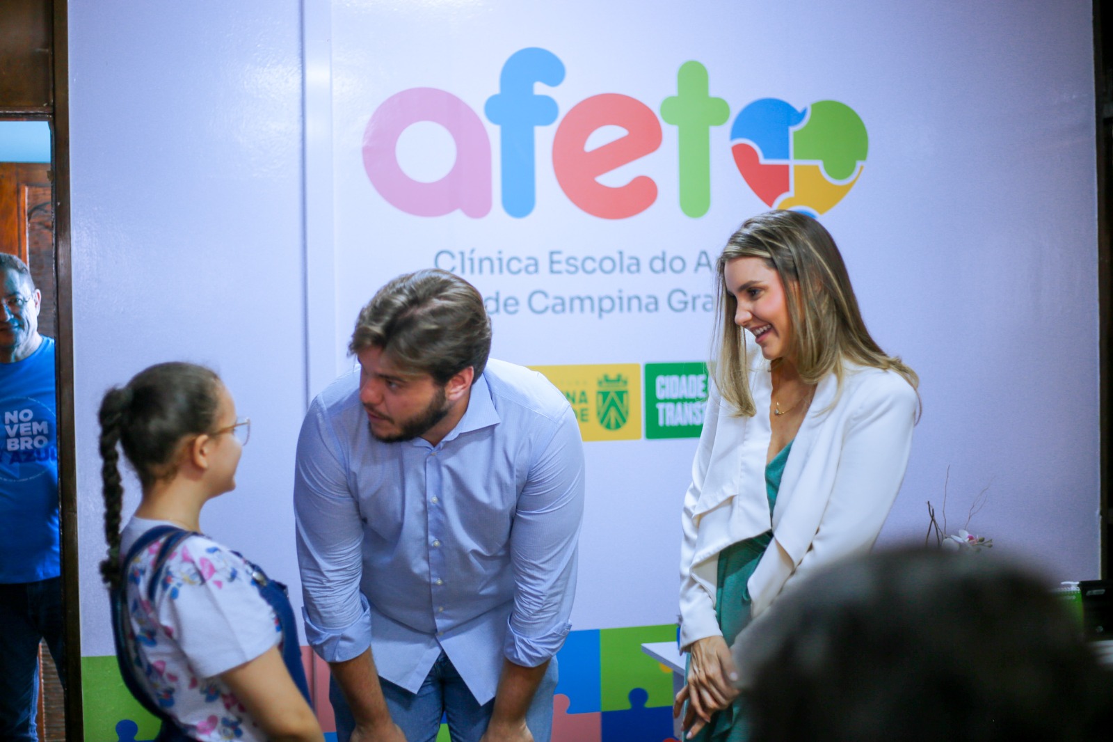 Parceria entre a Prefeitura de Campina Grande e o Instituto Alpargatas garante 120 abafadores de ruídos para usuários da Clínica Escola do Autismo