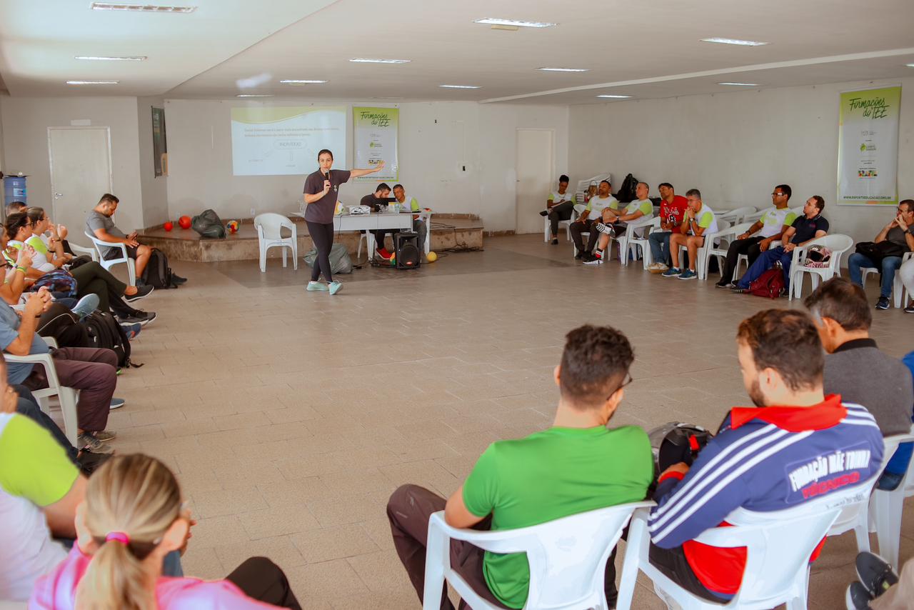 Professores de Educação Física da Rede Municipal de Campina Grande passam por formação com o Instituto Esporte e Educação