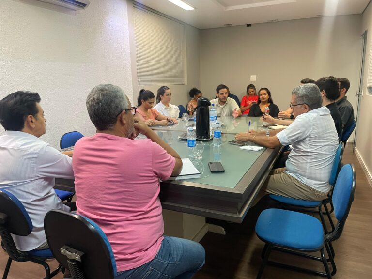 Prefeitura de Campina Grande vai executar melhorias na iluminação pública do centro comercial