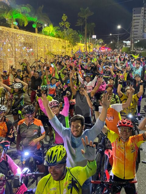 Solidariedade: Pedal Iluminado da STTP reuniu cerca de 400 ciclistas na noite nessa quarta-feira