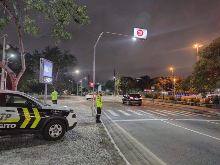 Fluxo de veículos triplica durante o período do Natal em Campina Grande e tem aumento de cerca de 1 milhão no Ano Novo