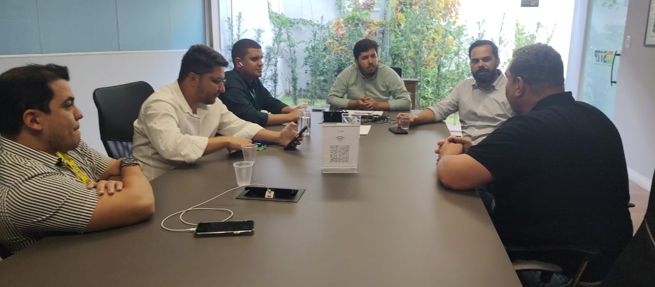 Amde e STTP se reúnem com Associação Municipal dos Profissionais de Aplicativos para formalizar parcerias