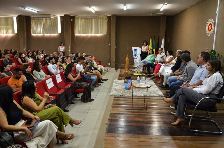 Prefeitura e UFCG iniciam a primeira Residência Multiprofissional em Saúde Mental na Atenção Primária em Campina Grande