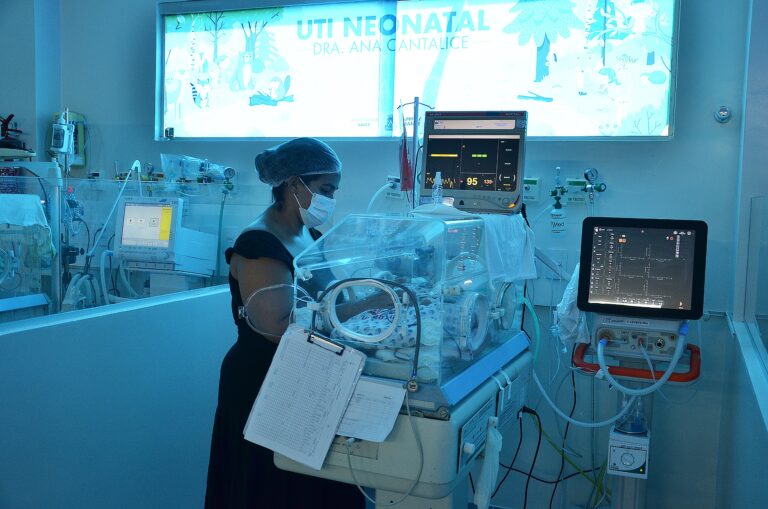 ISEA: UTI Neonatal requalificada recebe recém-nascidos