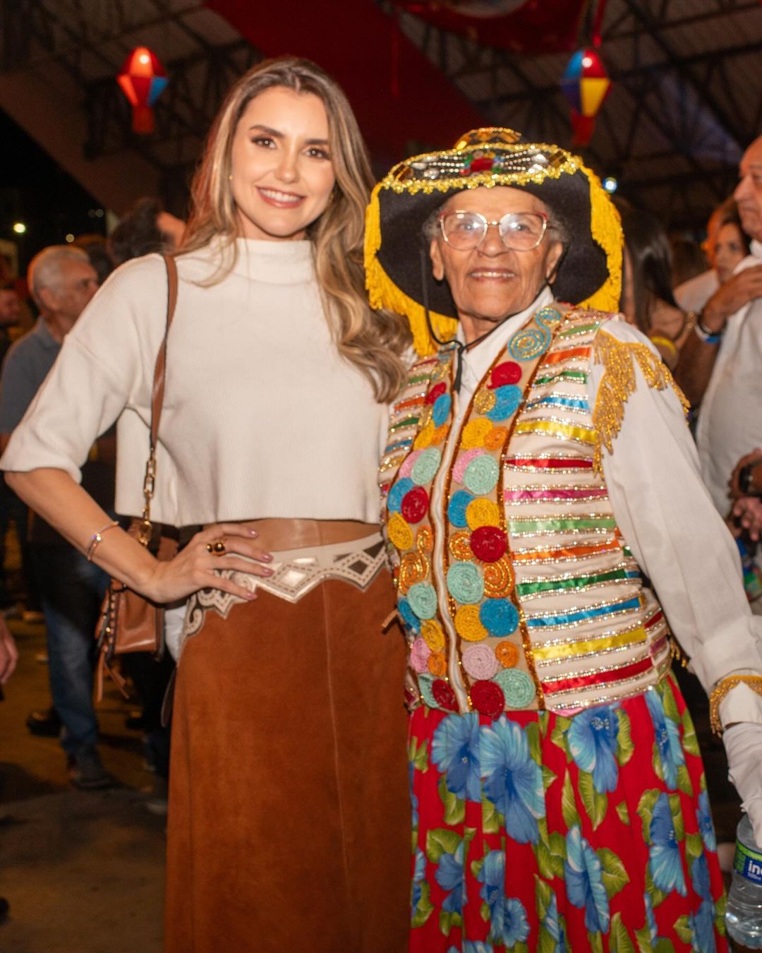 Primeira dama prestigia e homenageia o artesanato regional em festa de lançamento d’O Maior São João do Mundo