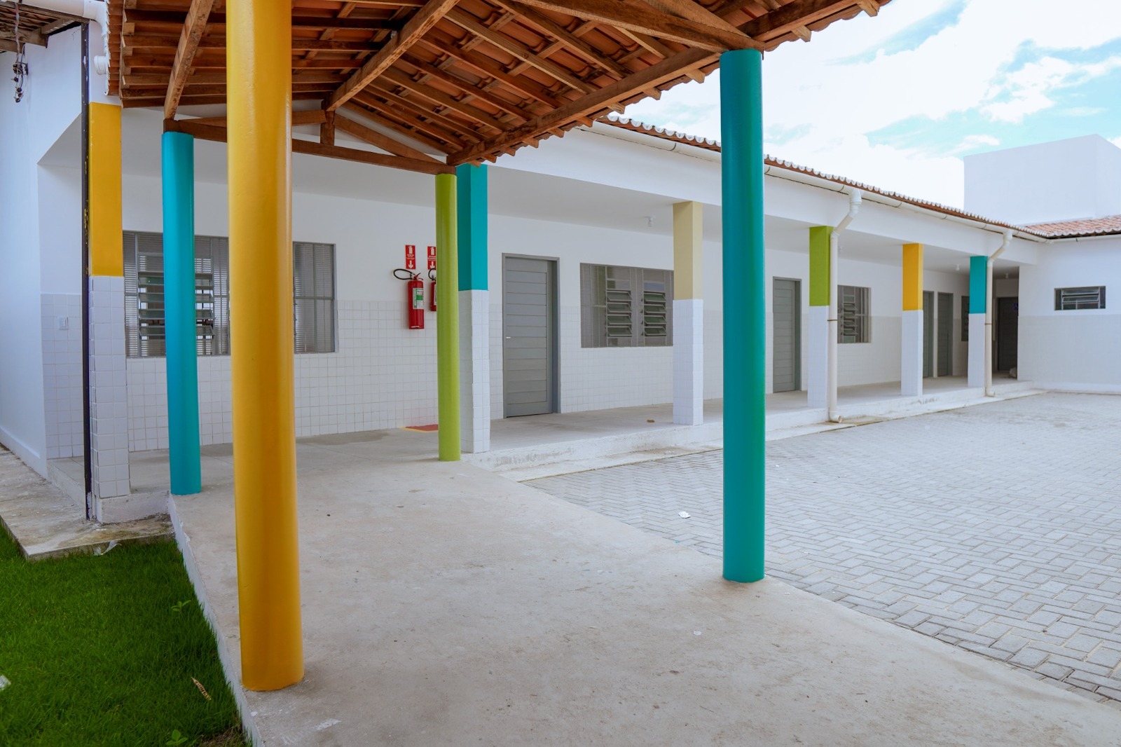 Prefeitura de Campina Grande entrega reforma e ampliação da Escola Municipal Anis Timani com investimento de mais de R$ 600 mil