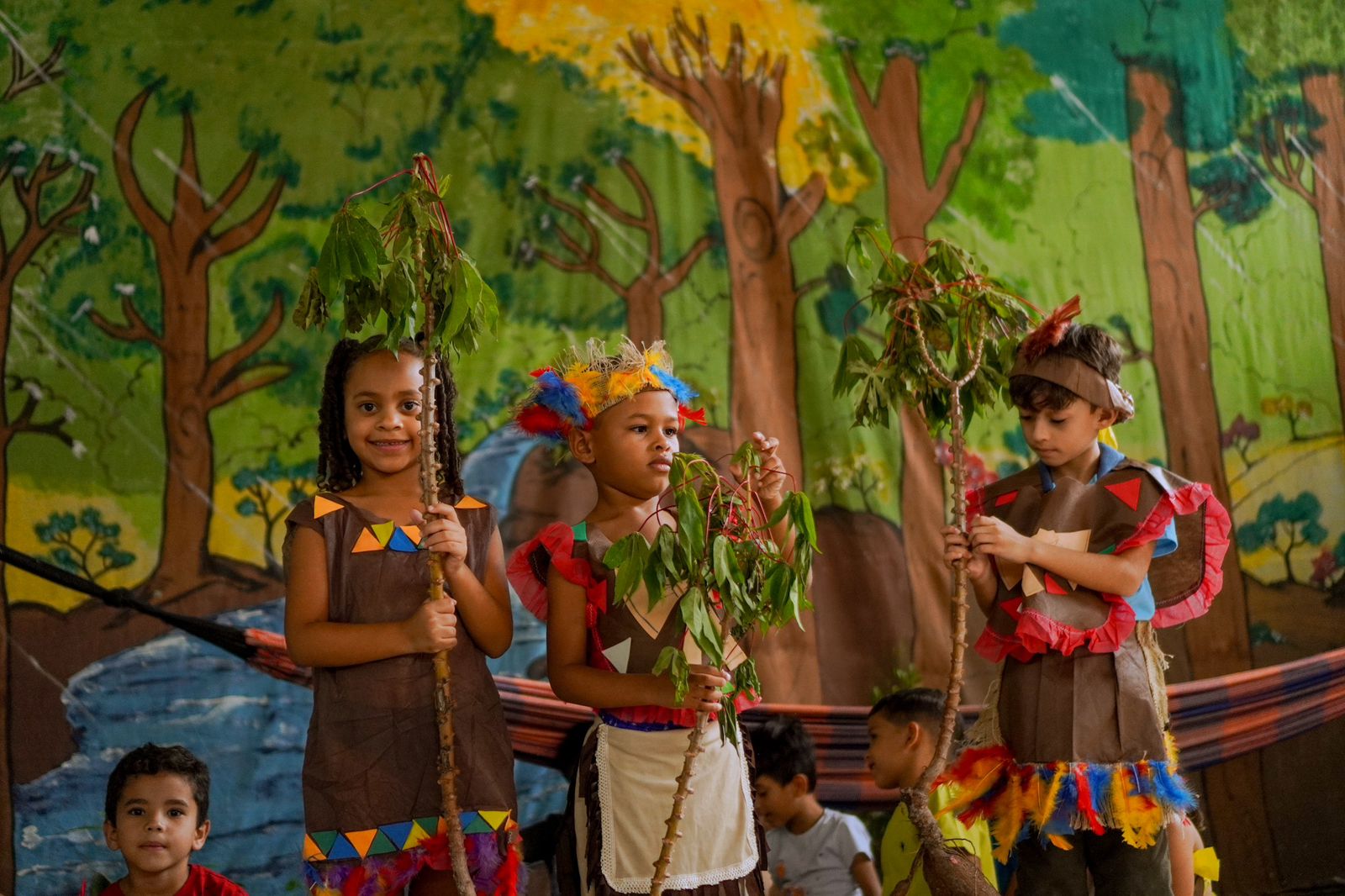 Dia dos povos indígenas é celebrado em Campina Grande com apresentações culturais e palestra para estudantes