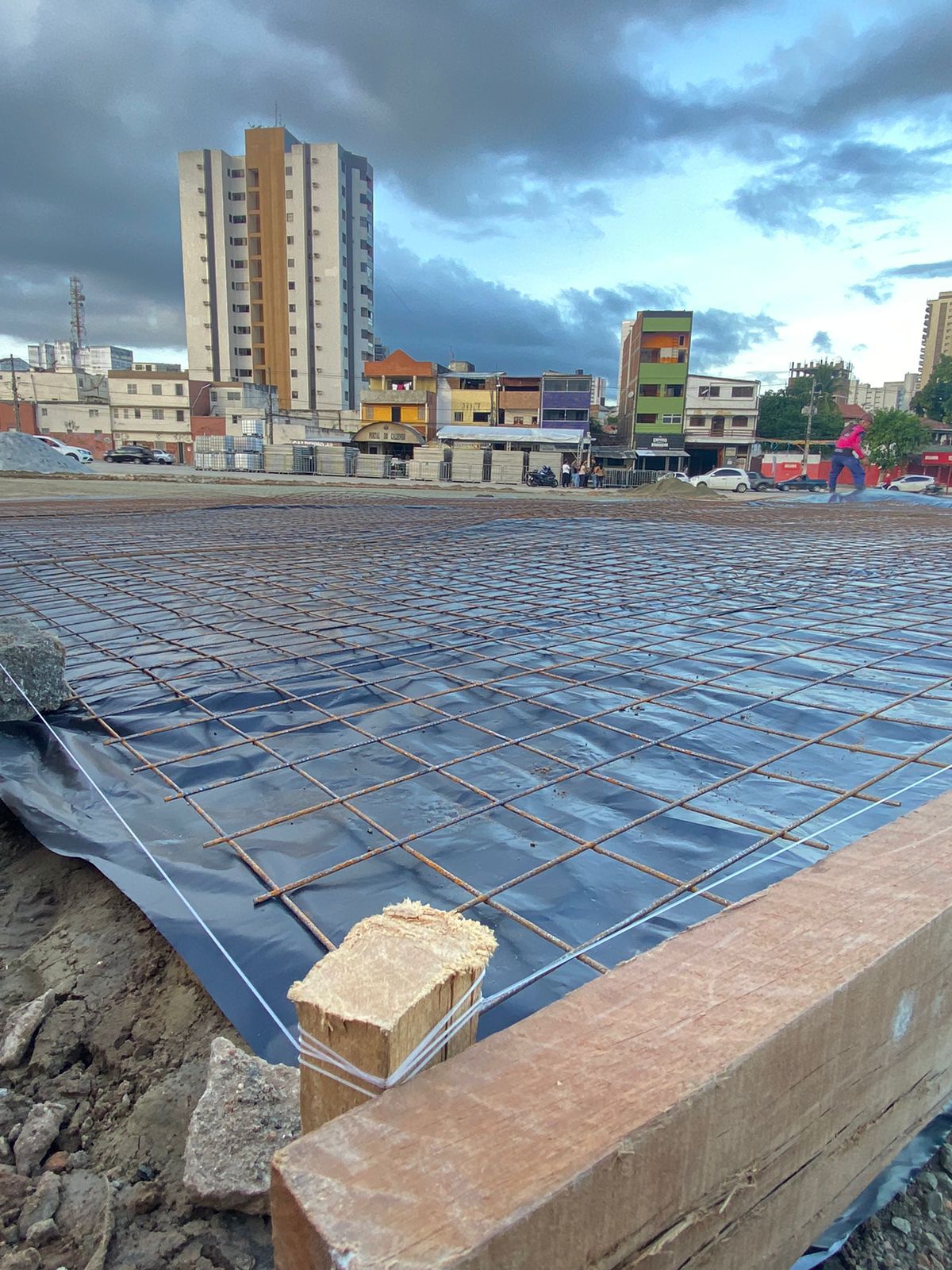 Prefeitura de Campina Grande começou nesta segunda-feira serviço de concretagem na área ampliada do Parque do Povo