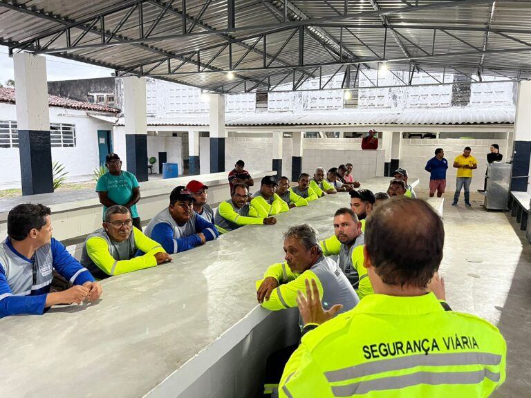STTP leva educação de trânsito para instituições públicas e privadas através de palestras