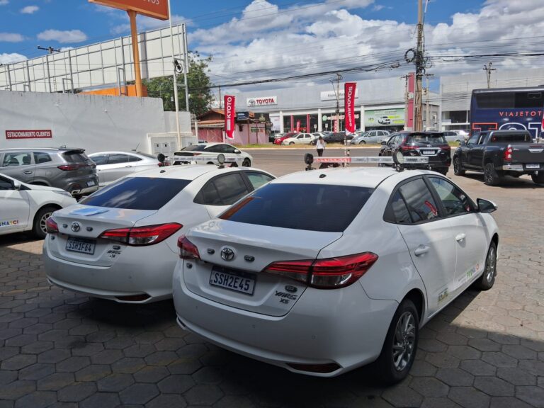 GUARDA CIVIL: Prefeitura recebe dois veículos zero quilômetro para a Guarda Municipal de Campina Grande